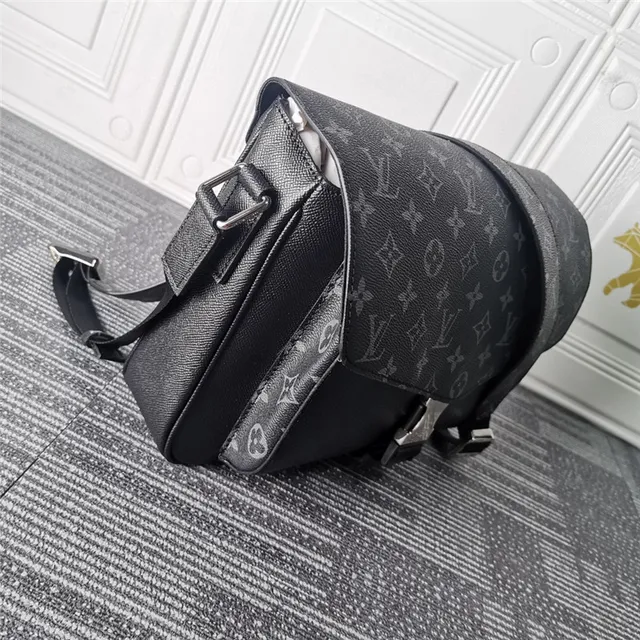 Louis Vuitton Monogram Print bolsa cruzada preta 8
