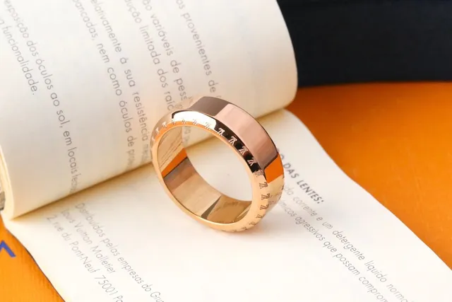 Louis Vuitton Monogram Bague Or Argent Métal Poli Bague 5