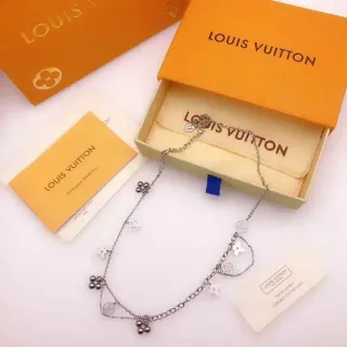 Colar Louis Vuitton Monogram World Tour Multi-Charm Silver-Tone