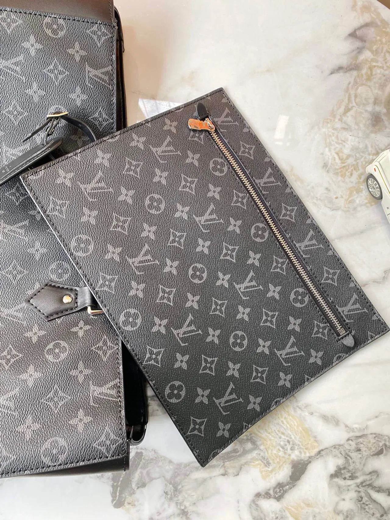 Louis Vuitton Neverfull Monogram Gray Tote Bag 4