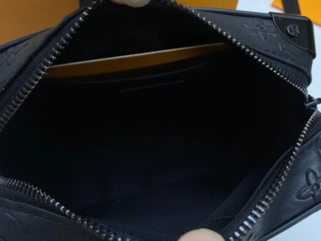 Louis Vuitton Petite Malle কালো নারাঙ্গা বাক্স সিলুয়েট মোনোগ্রামড চামড়ার চেইন ব্যাগ 3