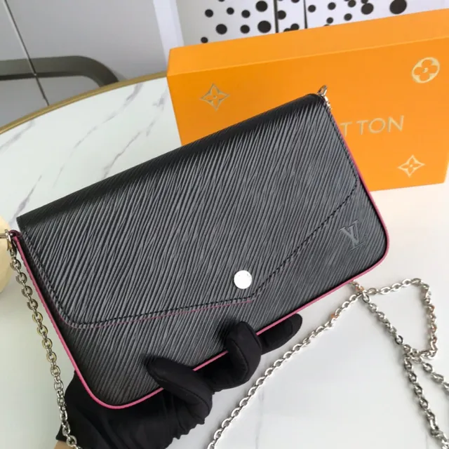 Louis Vuitton Pochette Accessoires Black Pink স্ট্রাকচার্ড ফ্ল্যাপ Epi লেদার টেক্সচার Envelope Clutch 8