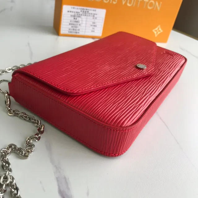 Louis Vuitton Pochette Accessoires Black Pink স্ট্রাকচার্ড ফ্ল্যাপ Epi লেদার টেক্সচার Envelope Clutch 15
