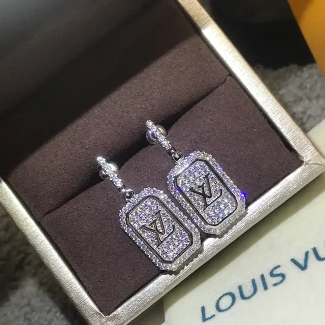 Louis Vuitton Rectangular Monogram Pavé Crystal Earrings 4