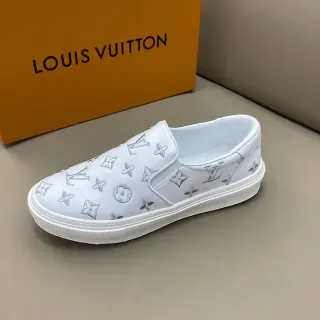 Louis Vuitton Run Away Tênis lifestyle monogramado de couro slip-on