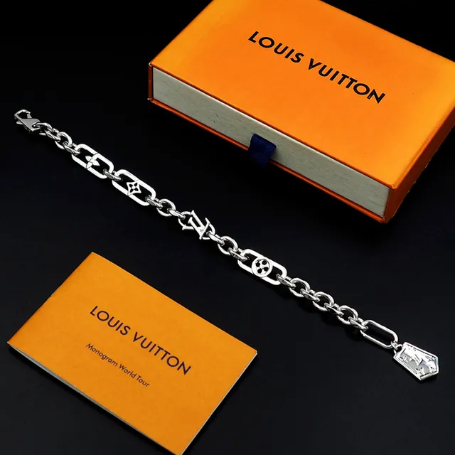 Louis Vuitton Silver Chunky Chain Monogram-Engraved Links Bracelet 8