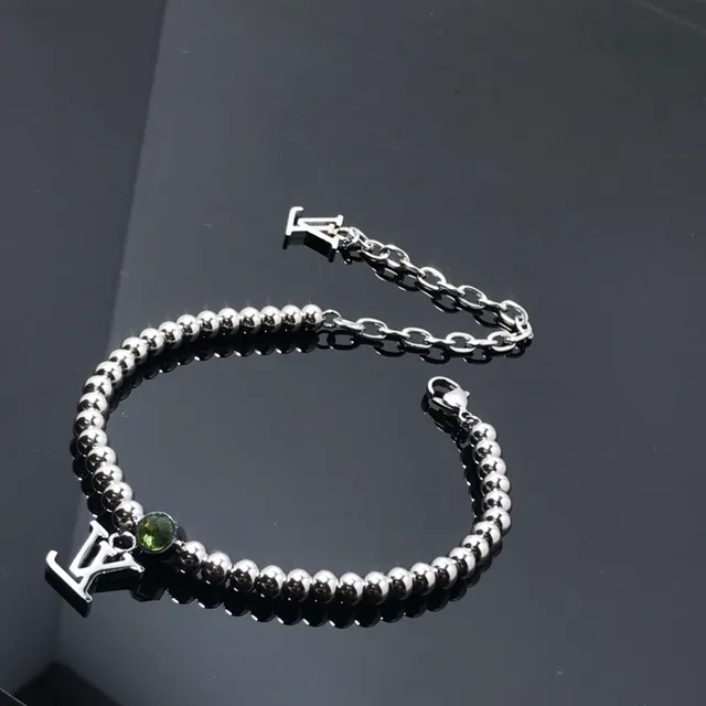 Louis Vuitton Pulsera con colgante de cadena de bolas plateada verde con cuentas y monograma 2