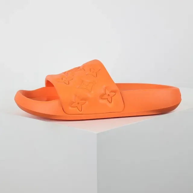 Louis Vuitton Slide नारंगी मोल्डेड रबर चप्पल 9
