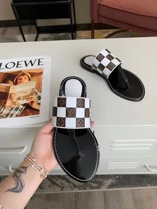 Louis Vuitton Slipper Black White Checkerboard Monogram Strap Flat Thong Sole Slippers 9