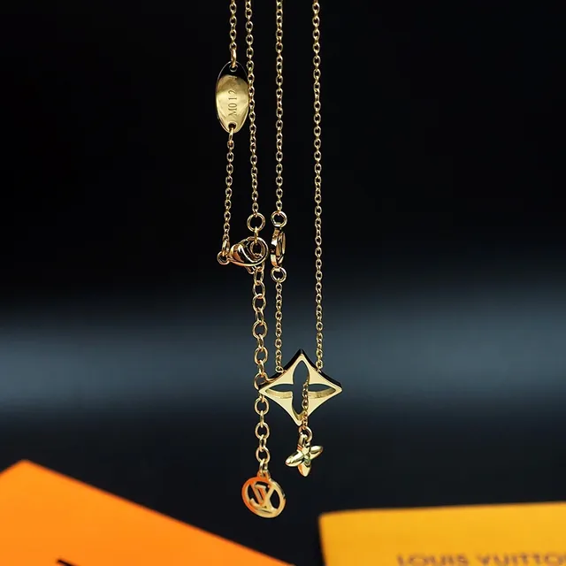 Louis Vuitton Collar de estrella Cadena de oro azul Colgante Collar 4