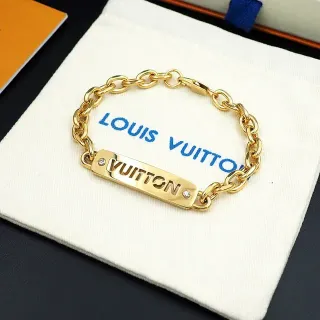 Louis Vuitton Vuitton Plaque Pulsera de Cadena en Tono Dorado
