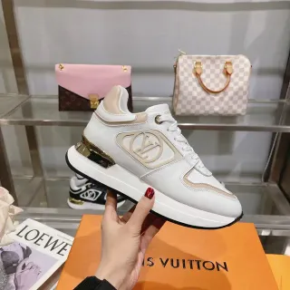 Louis Vuitton Blancos Beige Cuero Superior Paneles Contrastantes Lifestyle Sneakers