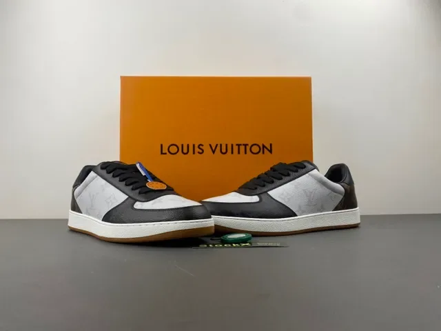 Louis Vuitton White Black Monogram Canvas Leather Overlays Lifestyle Sneakers 13