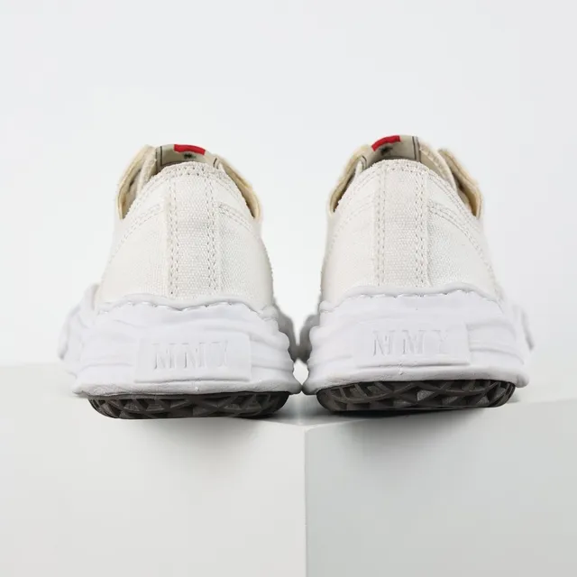 Maison Margiela White Black Sculpted Toe Cap Layered Rubber Midsole Lifestyle Sneakers 8