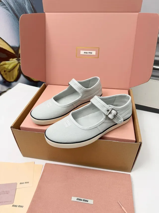 Miu Miu Mary Jane Cinza Bege Lona Sola de Borracha Off-White 4