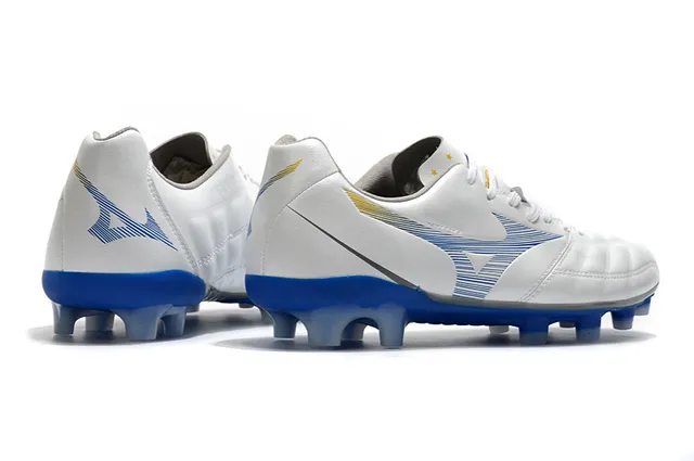 Mizuno Morelia Yellow Black নিম্ন-কাট সিন্থেটিক চামড়া উপর ফার্ম-গ্রাউন্ড সকার জুতা 9