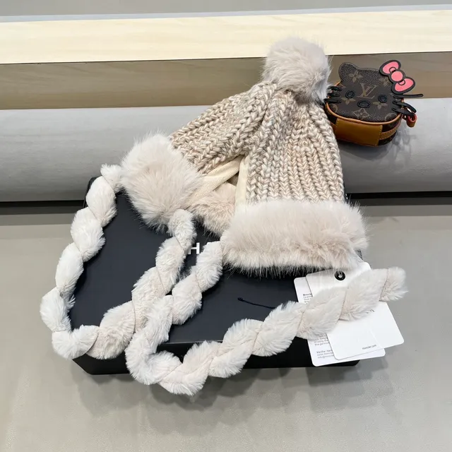 Moncler Bonnet à Bordure de Fourrure Fausse Fluffy 5