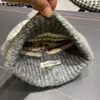 Moncler রিবড নিট হেদার গ্রে Beanie