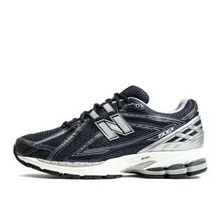 New Balance 1906R नेवी एंड सिल्वर रनिंग शूज