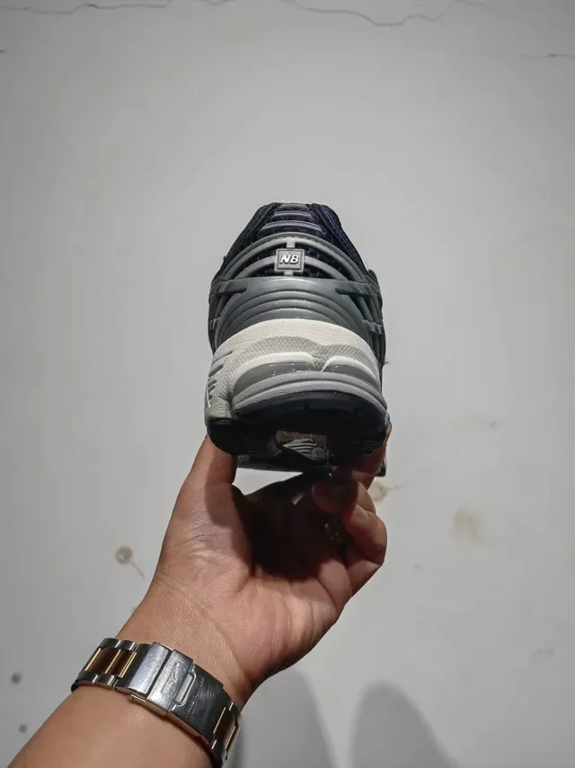 New Balance 1906R Navy and Silver Running Shoes 4
