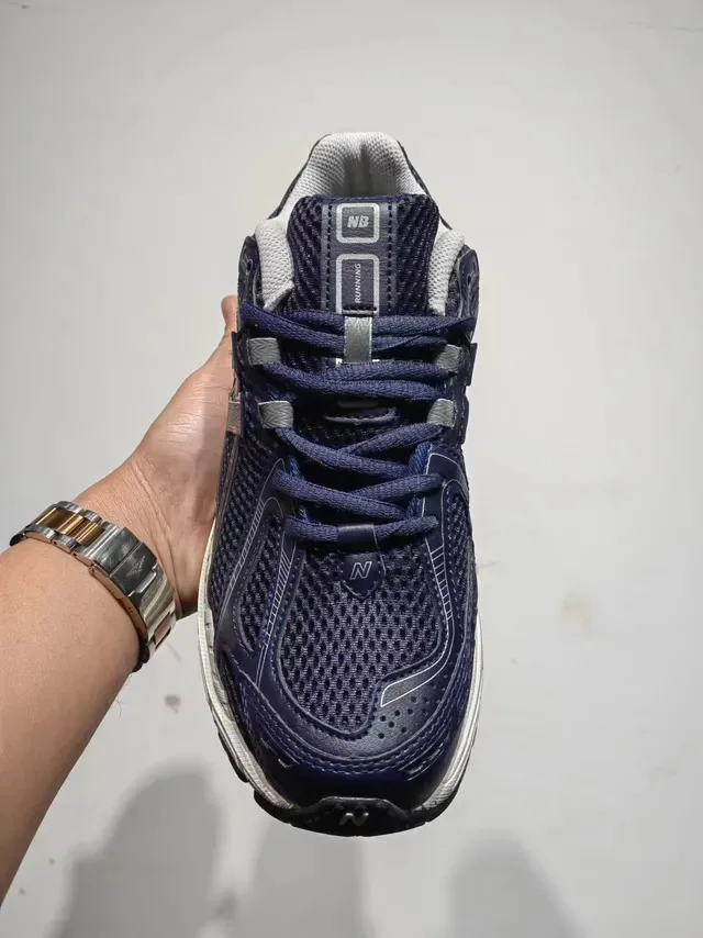 New Balance 1906R Navy and Silver Running Shoes 5