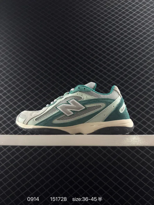 New Balance 204L लो-टॉप पतली सोल लाइफस्टाइल स्नीकर्स 3