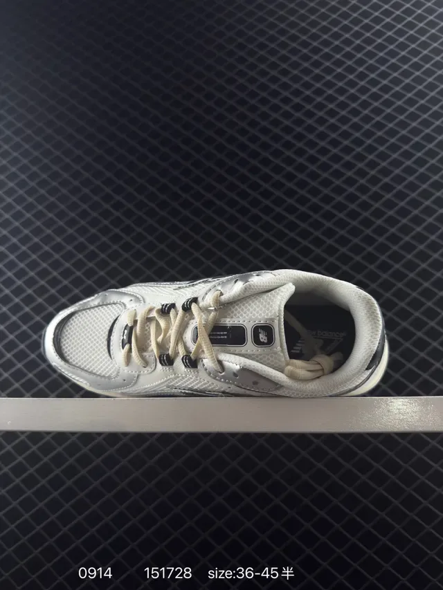 New Balance 204L लो-टॉप पतली सोल लाइफस्टाइल स्नीकर्स 5