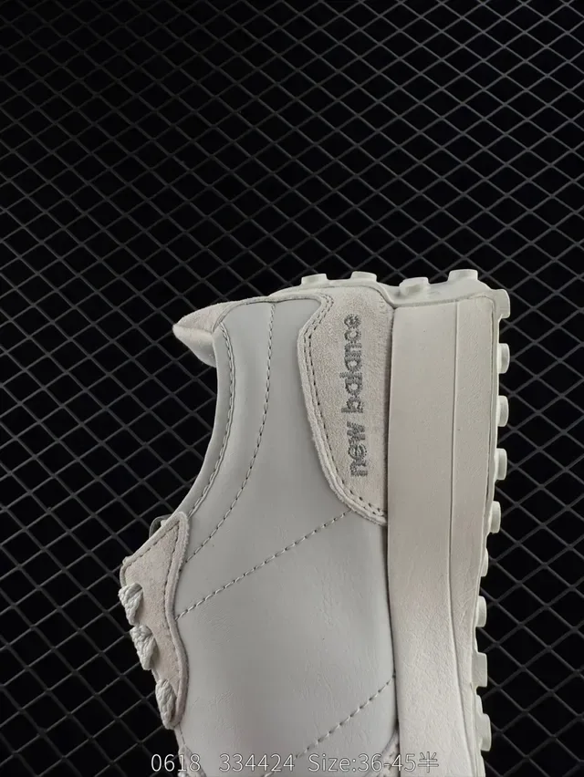New Balance 327 Cinza claro e branco tênis lifestyle 4