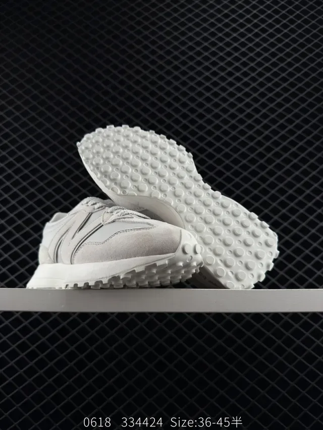 New Balance 327 Cinza claro e branco tênis lifestyle 6