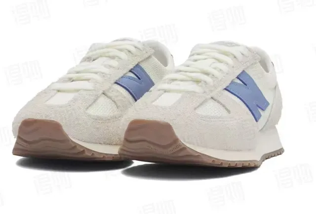 New Balance 327 Off-White এবং Purple লাইফস্টাইল স্নিকার 3
