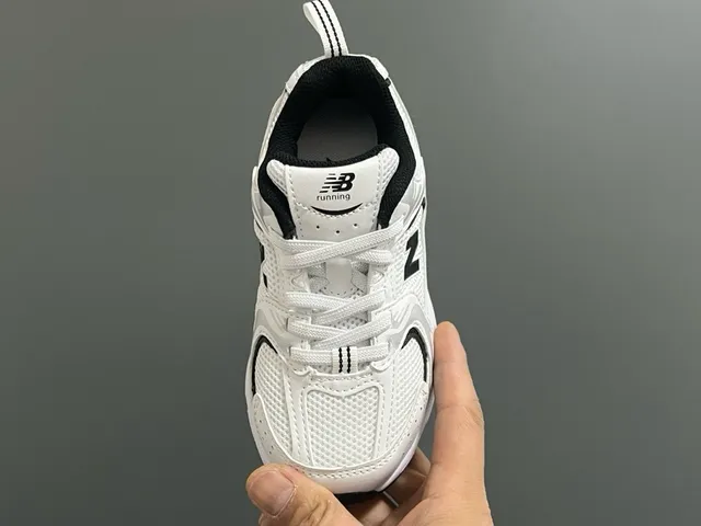 New Balance 530 Pink and White Chunky Sneakers 22