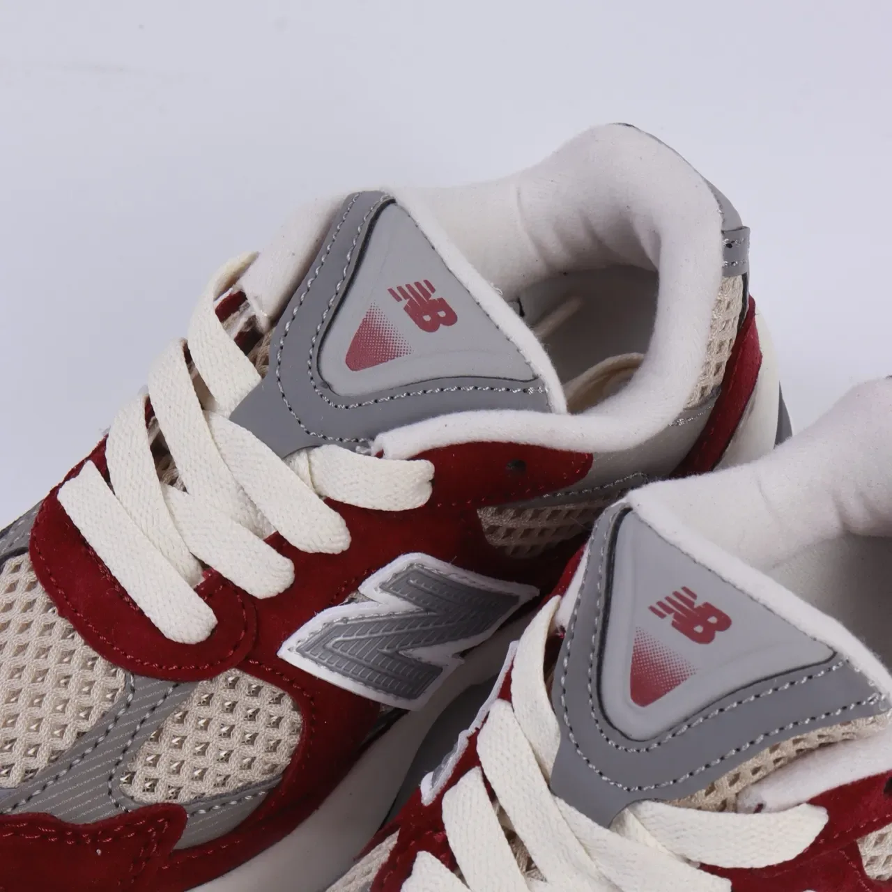 New Balance 9060 حذاء أسلوب حياة أسود وأبيض 7