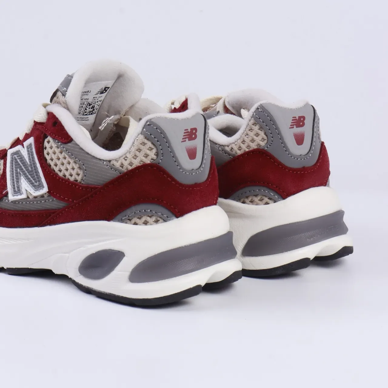 New Balance 9060 حذاء أسلوب حياة أسود وأبيض 9