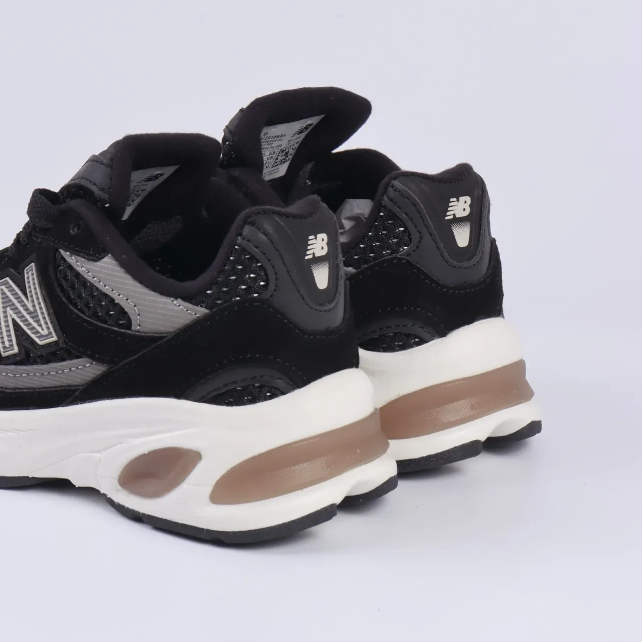 New Balance 9060 حذاء أسلوب حياة أسود وأبيض 14