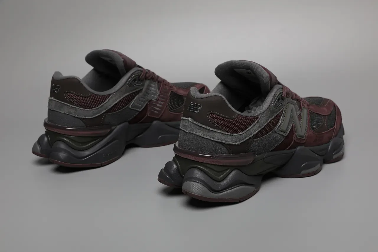 New Balance 9060 Zapatillas Lifestyle Gris y Burdeos 3