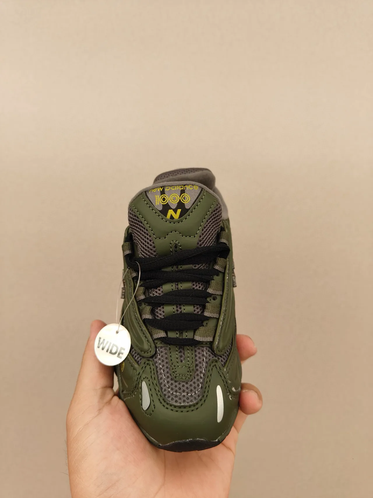 New Balance 9060 Tênis Chunky Verde Oliva Cinza 17