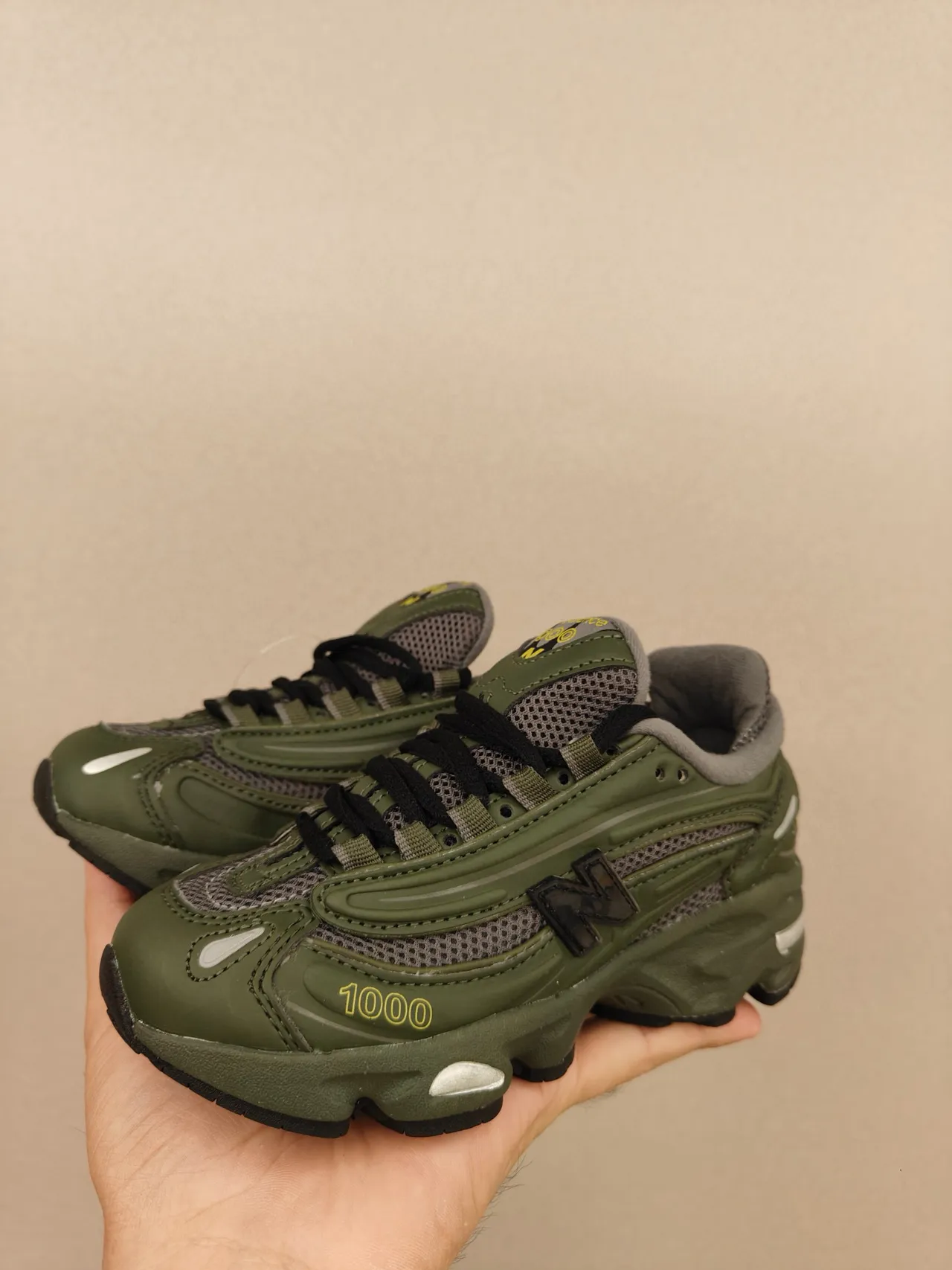 New Balance 9060 Tênis Chunky Verde Oliva Cinza 21