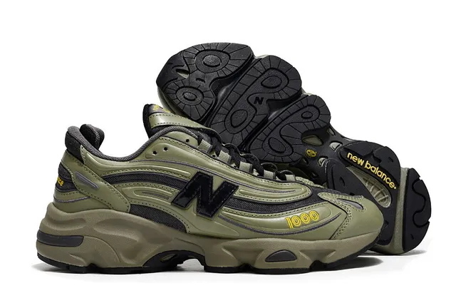 New Balance आर्मी ग्रीन ब्लैक स्कल्प्टेड सोल लेयर्ड सिंथेटिक एंड मेश अपर चंकी स्निकर्स 4