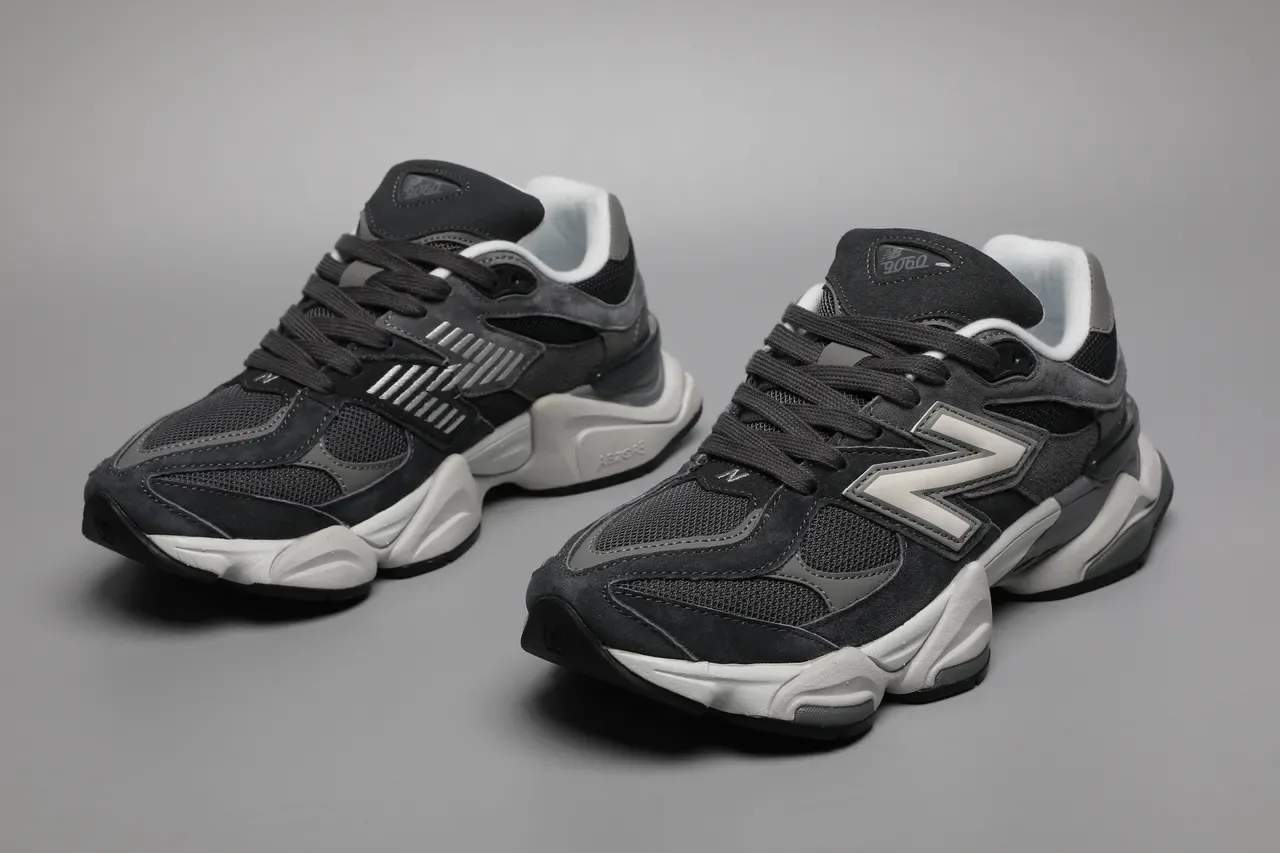 New Balance Black White Chunky Midsole Mesh And Suede Upper Lifestyle Sneakers 5