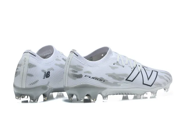 New Balance Furon Blanc Gris Coupe-Basse Collet Ajusté à la Chaussure Terrain Ferme Chaussures de Football 5