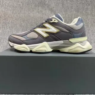 New Balance ধূসর বেইজ চাঙ্কি লেয়ার্ড মিডসোল মিক্সড-ম্যাটেরিয়াল অপর লাইফস্টাইল স্নিকার