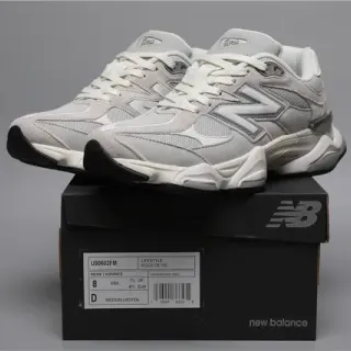 New Balance ধূসর ও সাদা চকি মিডসোল মেশ এবং সুয়েড উপর লাইফস্টাইল স্নিকার্স