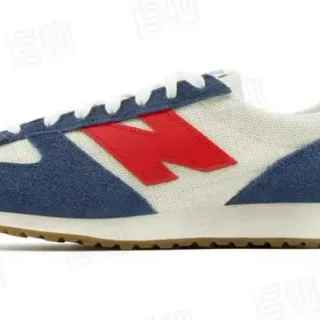 New Balance Navy Red Retro Runner সুয়েড এবং টেক্সটাইল উপরের অংশ লাইফস্টাইল স্নিকার্স
