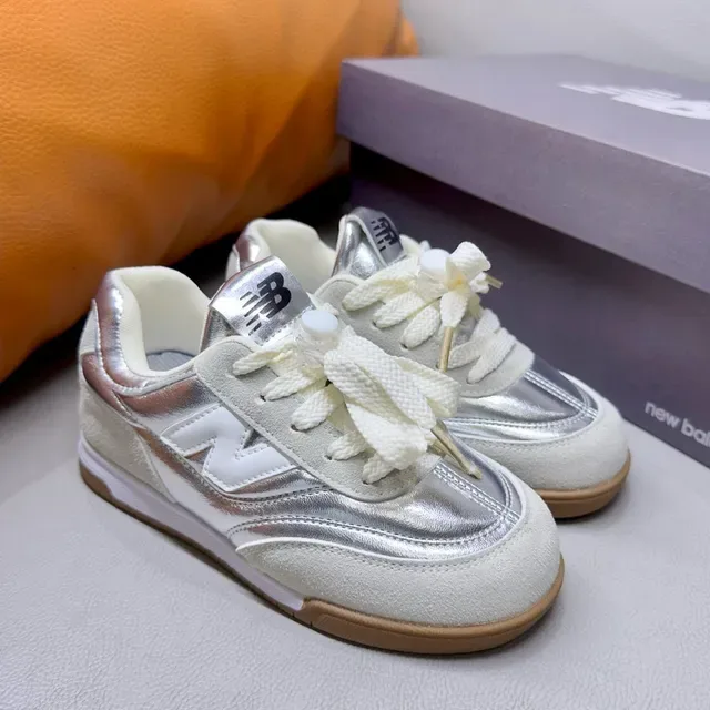 New Balance أبيض أسود ريترو رنر سيلويت سويد وطبقة صناعية أسلوب حياة حذاء رياضي 7