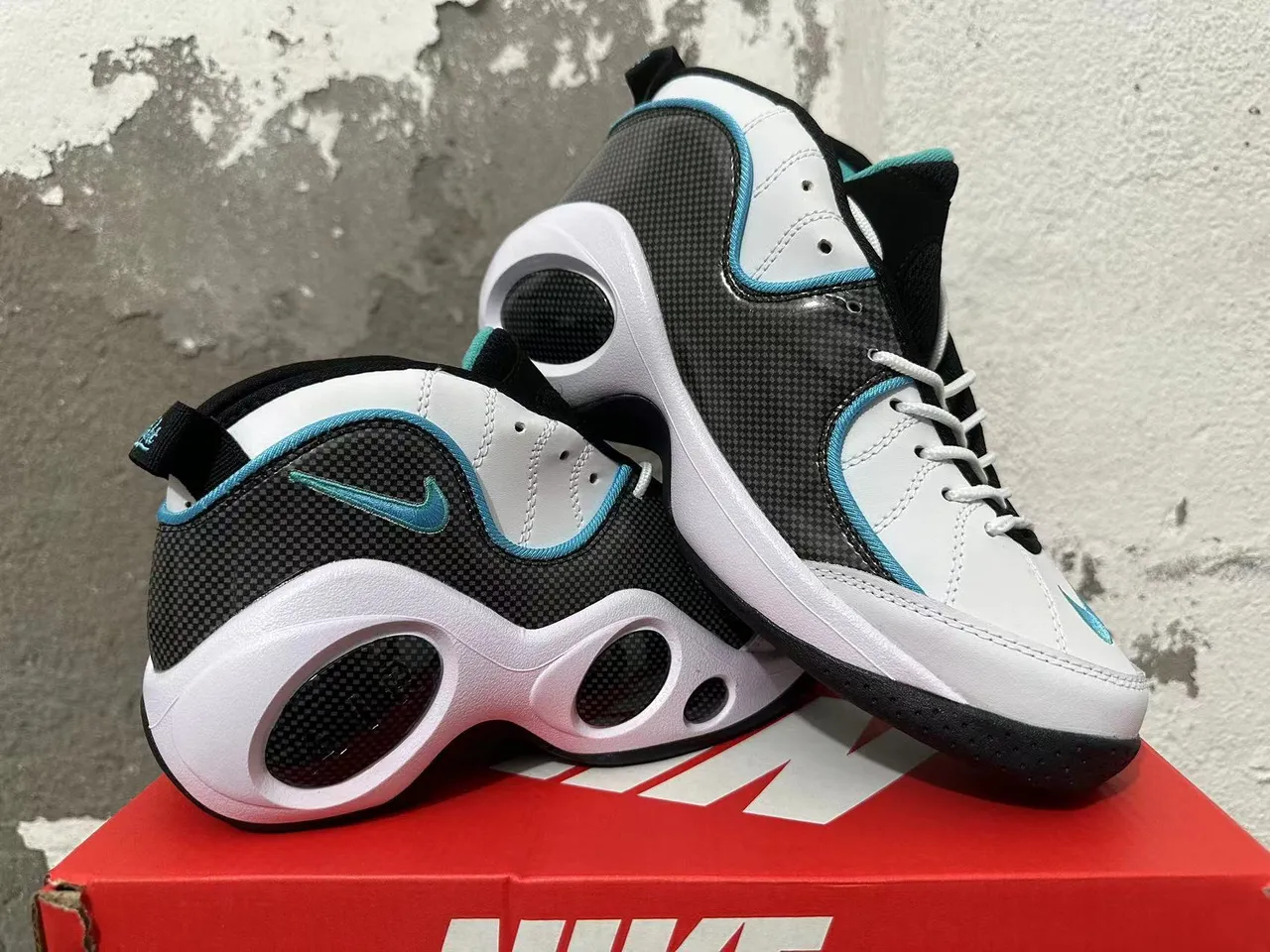 Nike Air Flight 95 Big Eyes Black White Turquoise chaussures de basketball 5