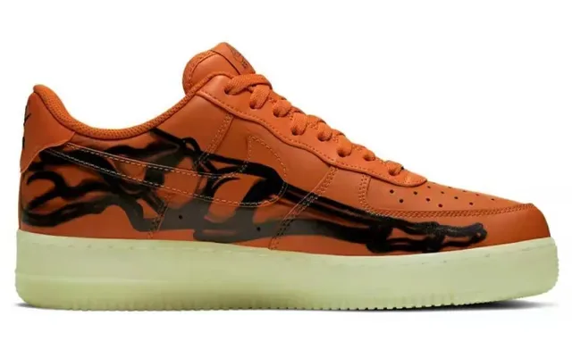Nike Air Force 1 برتقالي أسود منخفض الجزء العلوي أصابع مثقوبة أحذية رياضية للأسلوب الحياتي 4