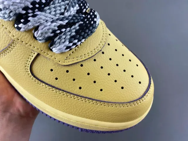 Nike Air Force 1 Amarelo Roxo Pele de serpente Cadarço Lifestyle Sneaker 2