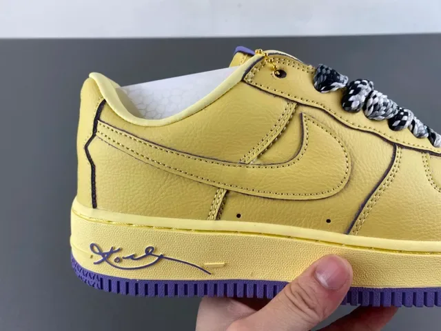 Nike Air Force 1 Amarelo Roxo Pele de serpente Cadarço Lifestyle Sneaker 3