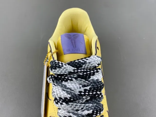 Nike Air Force 1 Amarelo Roxo Pele de serpente Cadarço Lifestyle Sneaker 6