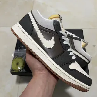 Nike Air Jordan 1 Low أحذية رياضية سوداء رمادية غم للاستخدام اليومي